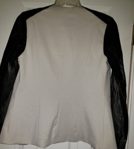 Blazer - Picture 2 of 3